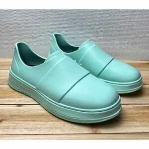 Gales Women’s‎ 8 Smart PPE Footwear Nursing Shoes Mint Slip On Lightweight